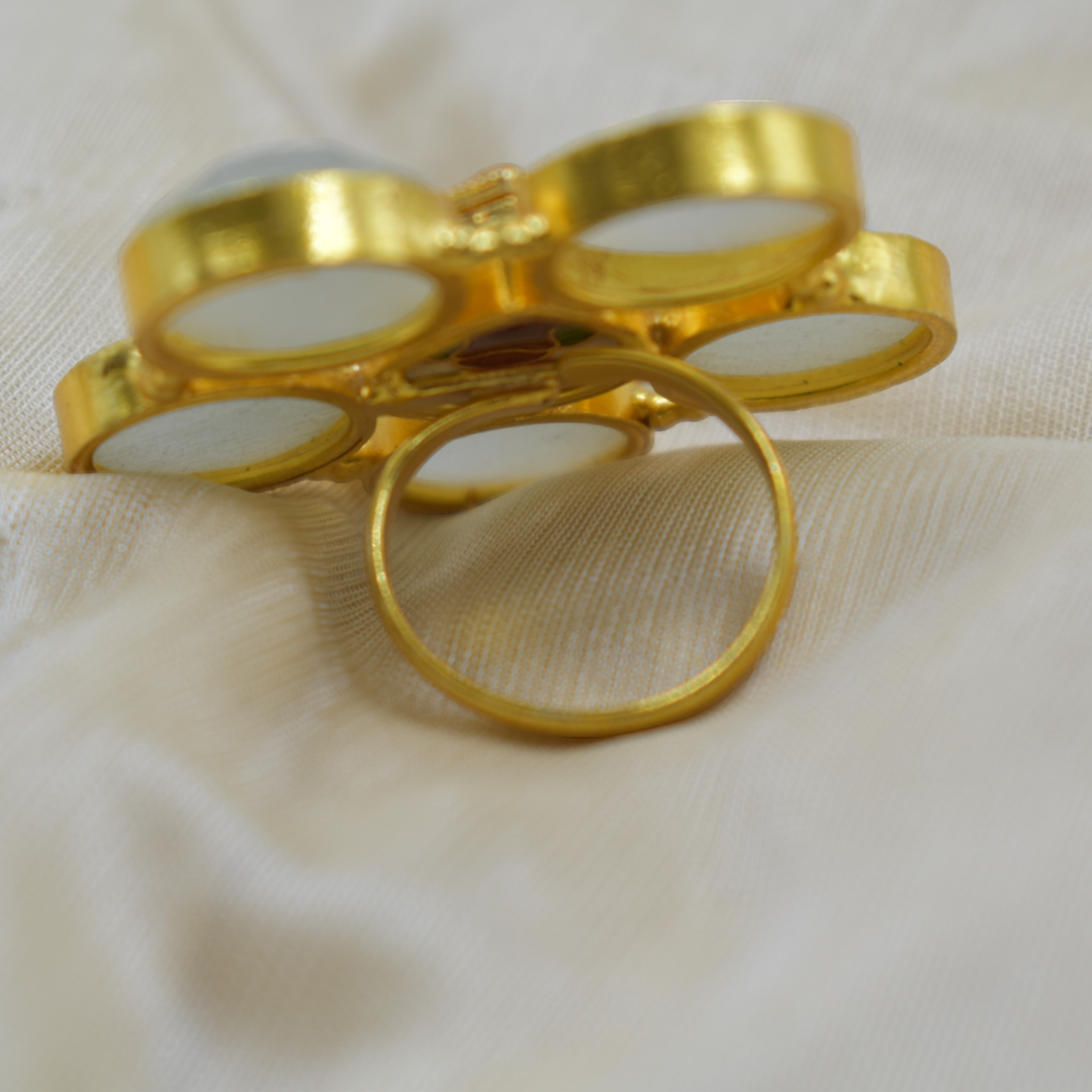 Goldplated brass stone ring