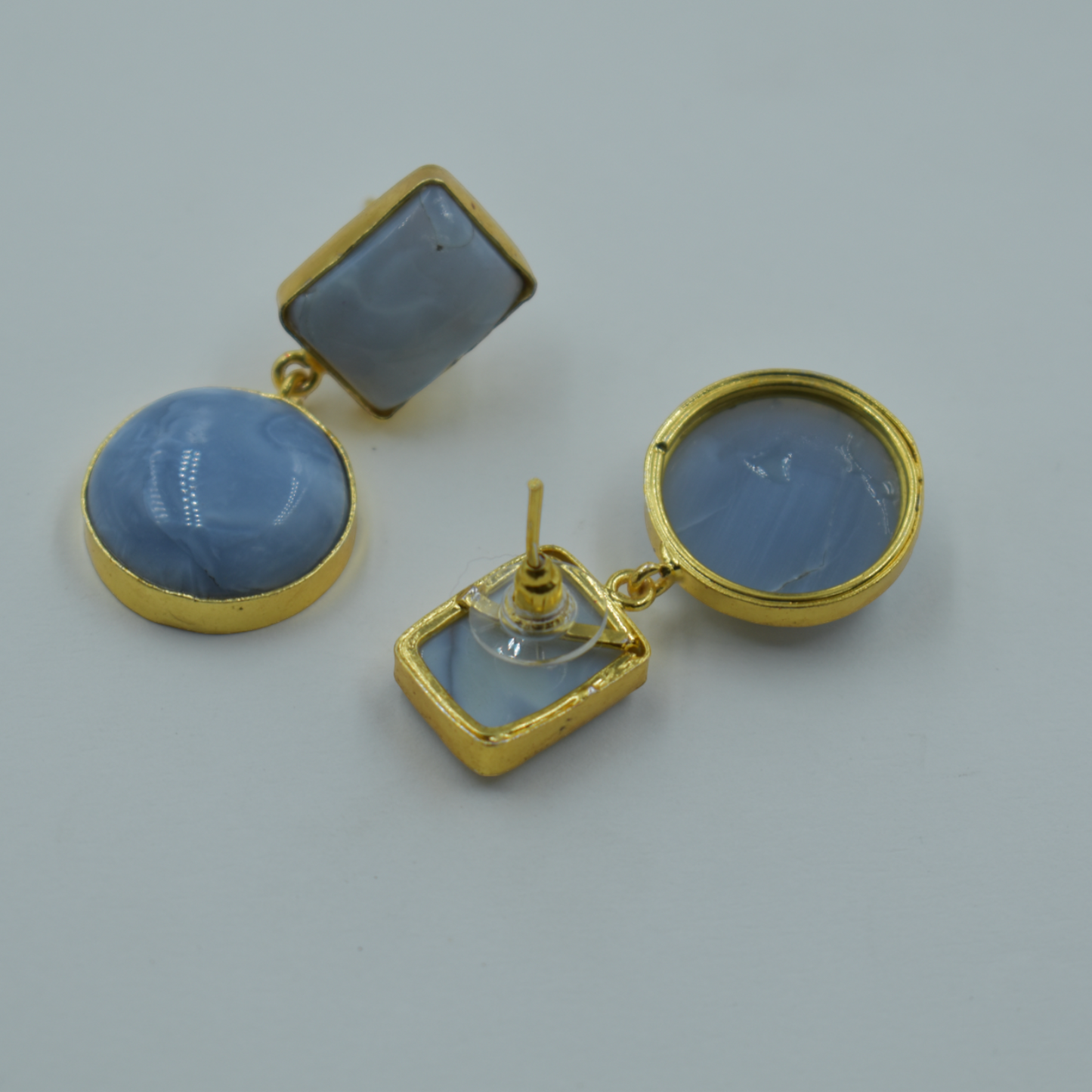 Goldplated brass semi precious blue opal stone stud earing