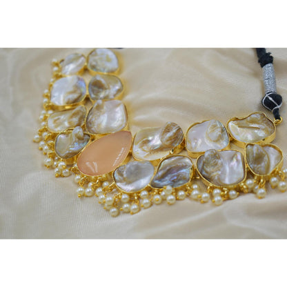 Goldplated brass stone MOP Necklace