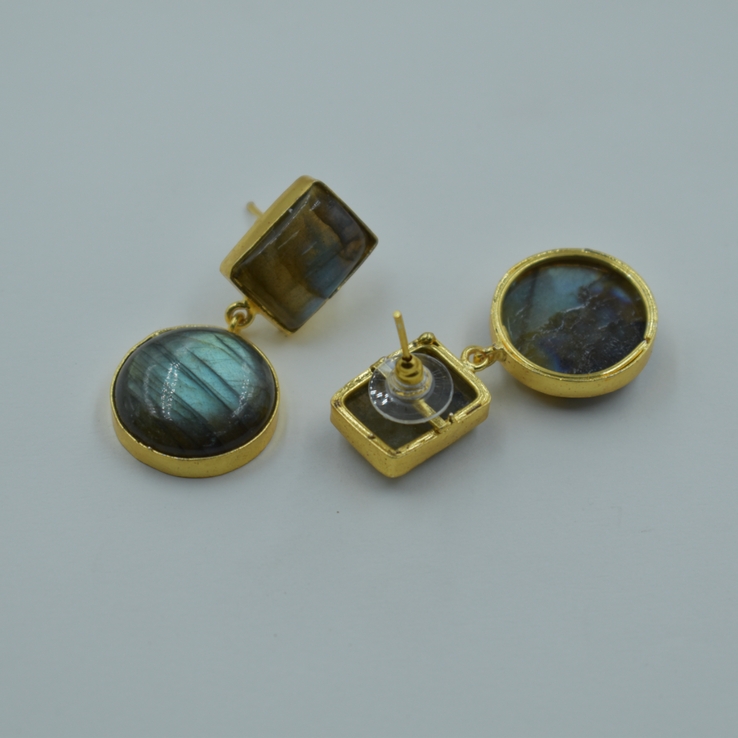 Goldplated brass semi precious labradorite stone stud earing