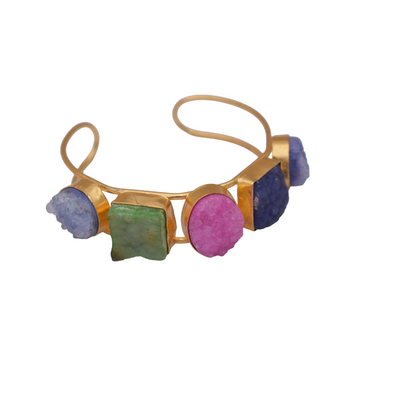 A piece of goldplated druzy stone adjustable bangle