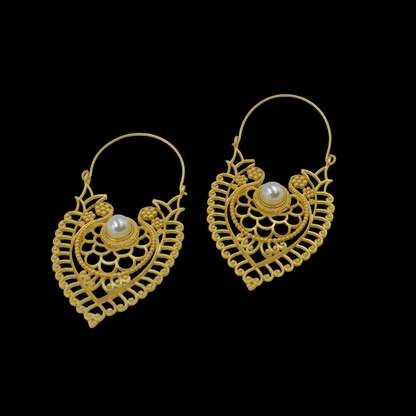 A pair of goldplated brass MOP stone earing