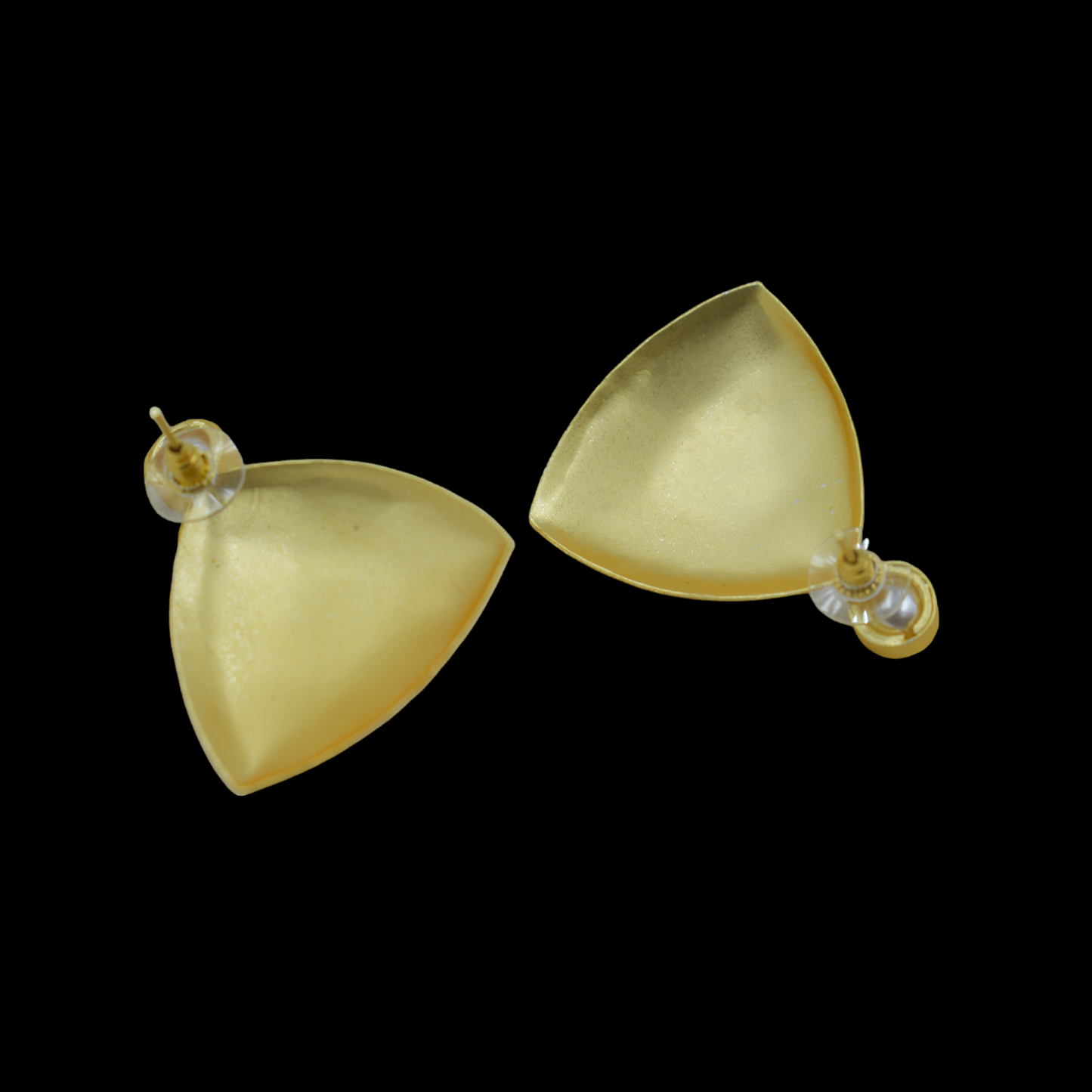 Goldplated brass MOP stone stud earing