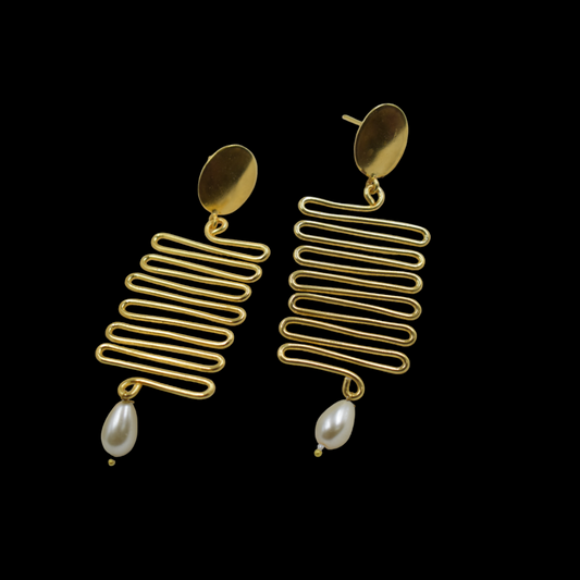 Elegent design goldplated brass matte earing