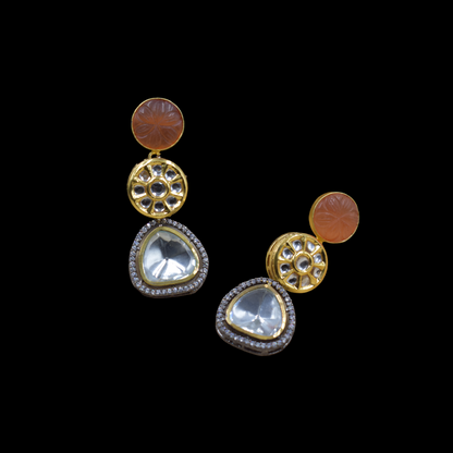 A pair of fusion earing