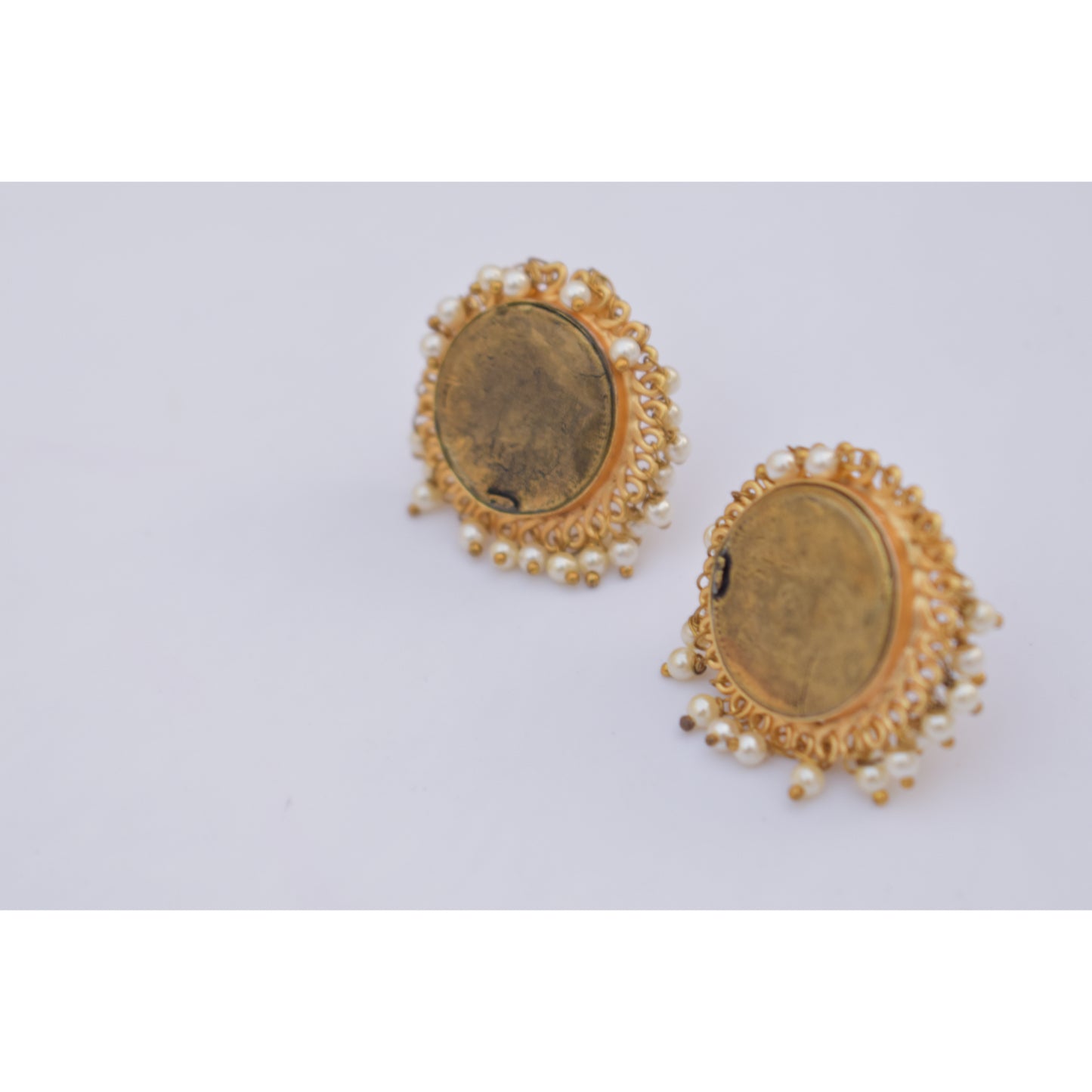 Goldplated brass coin stud earing