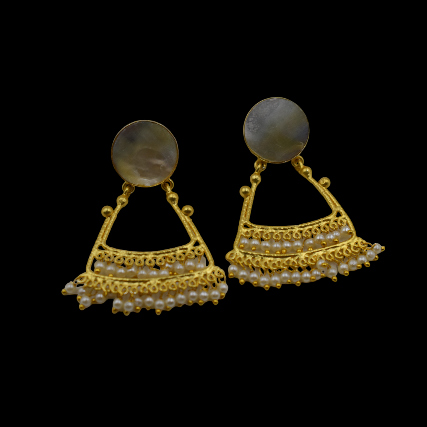 A pair of goldplaated mattte MOP brass Earing
