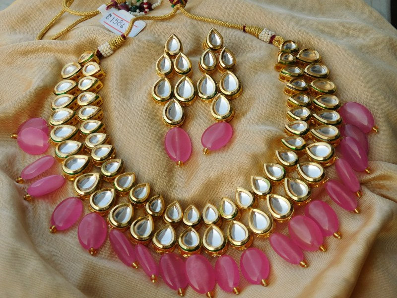 Traditional Kundan Necklace Set